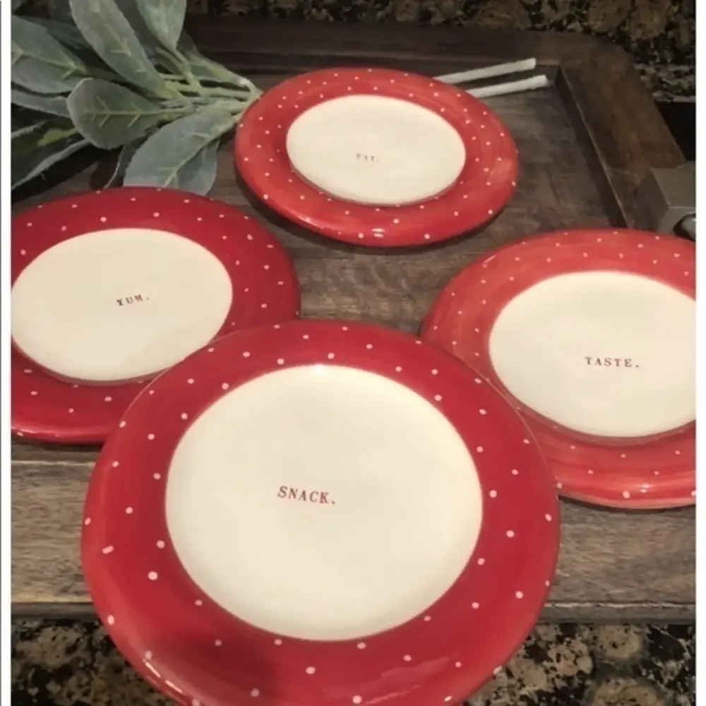 4‎ Rae Dunn by Magenta Artisan Plates